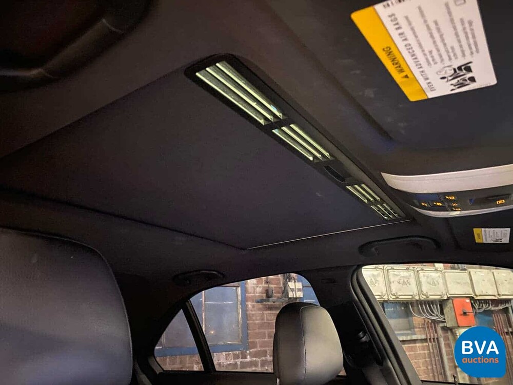 Mercedes-Benz C300 Limousine V6 231 PS C-Klasse 2010, J-380-TH.