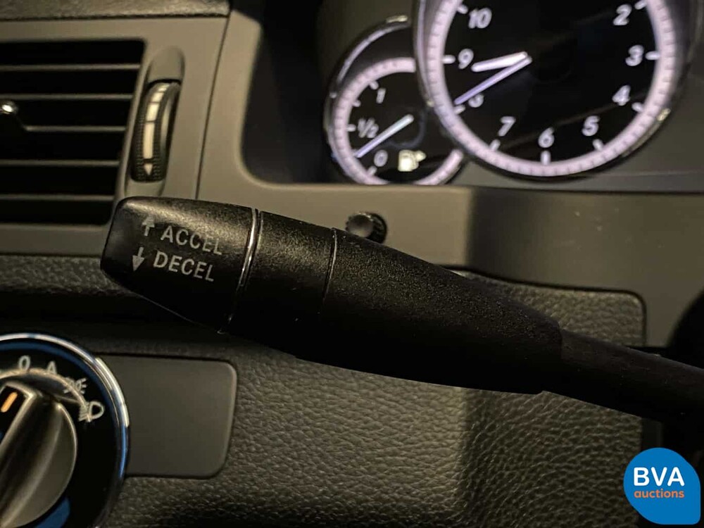 Mercedes-Benz C300 Limousine V6 231 PS C-Klasse 2010, J-380-TH.