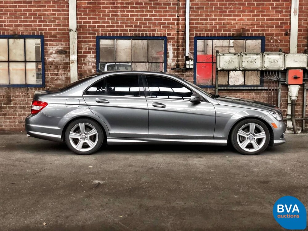 Mercedes-Benz C300 Limousine V6 231 PS C-Klasse 2010, J-380-TH.