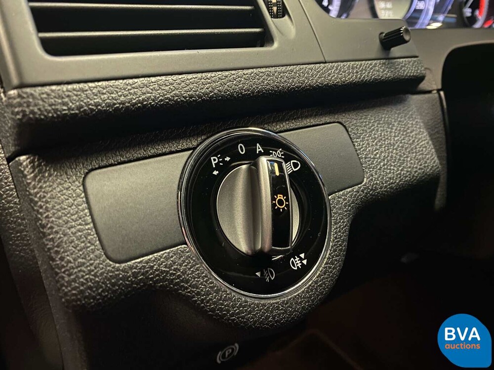 Mercedes-Benz C300 Limousine V6 231 PS C-Klasse 2010, J-380-TH.