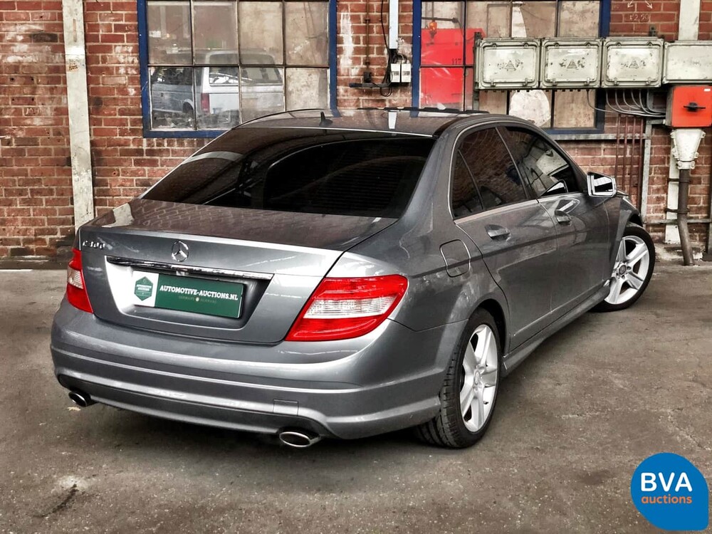 Mercedes-Benz C300 Limousine V6 231 PS C-Klasse 2010, J-380-TH.