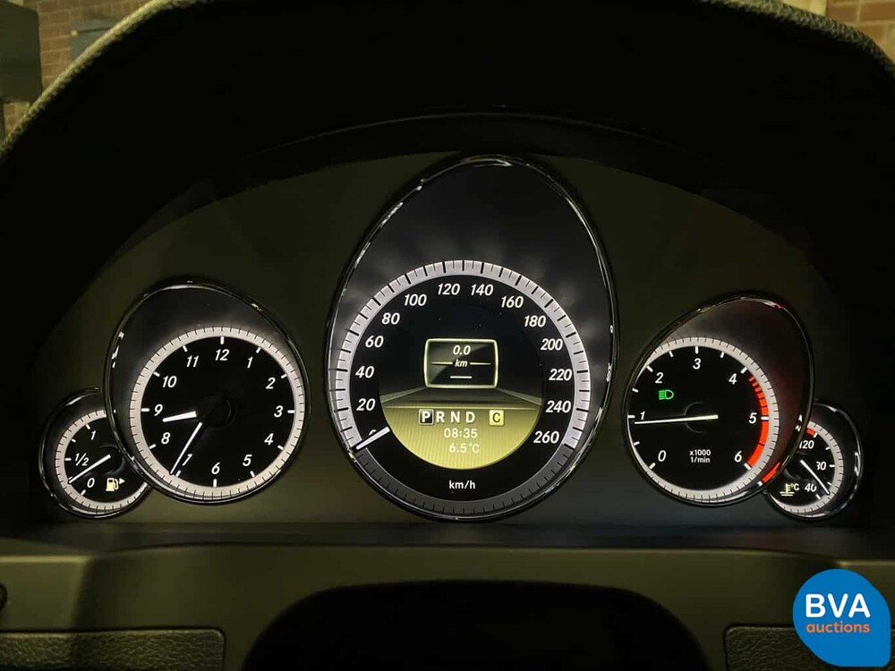 Mercedes-Benz C300 Limousine V6 231 PS C-Klasse 2010, J-380-TH.