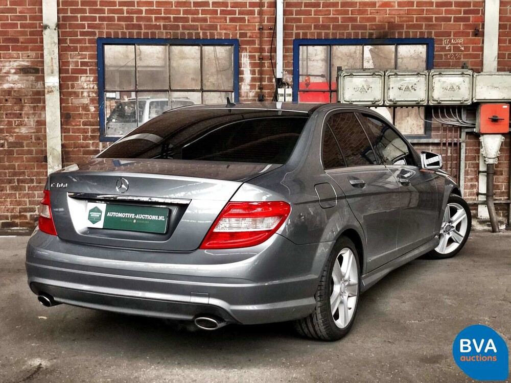 Mercedes-Benz C300 Limousine V6 231 PS C-Klasse 2010, J-380-TH.