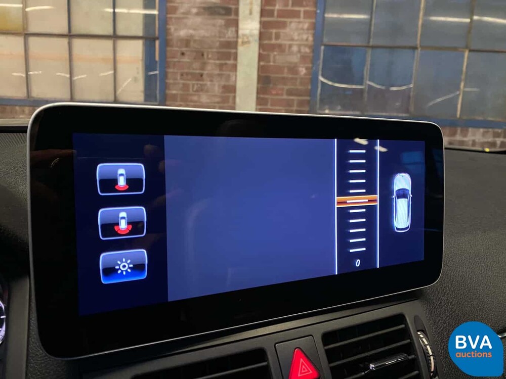 Mercedes-Benz C300 Limousine V6 231 PS C-Klasse 2010, J-380-TH.