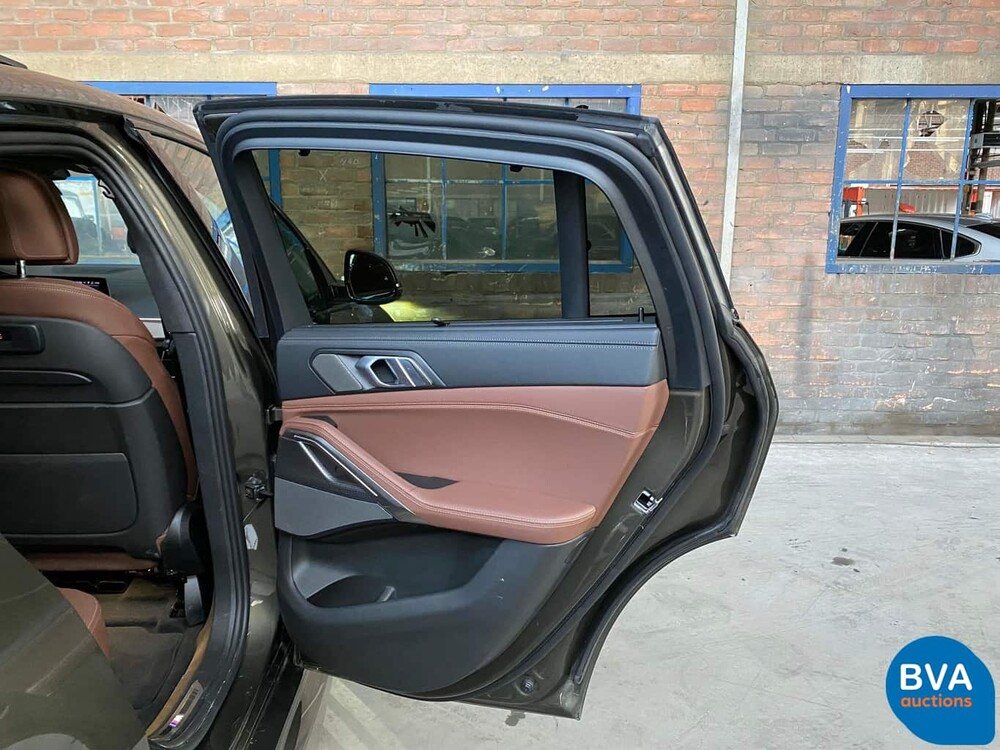 BMW X6 30d xDrive M-Sport 265 PS 2020 -Garantie-.