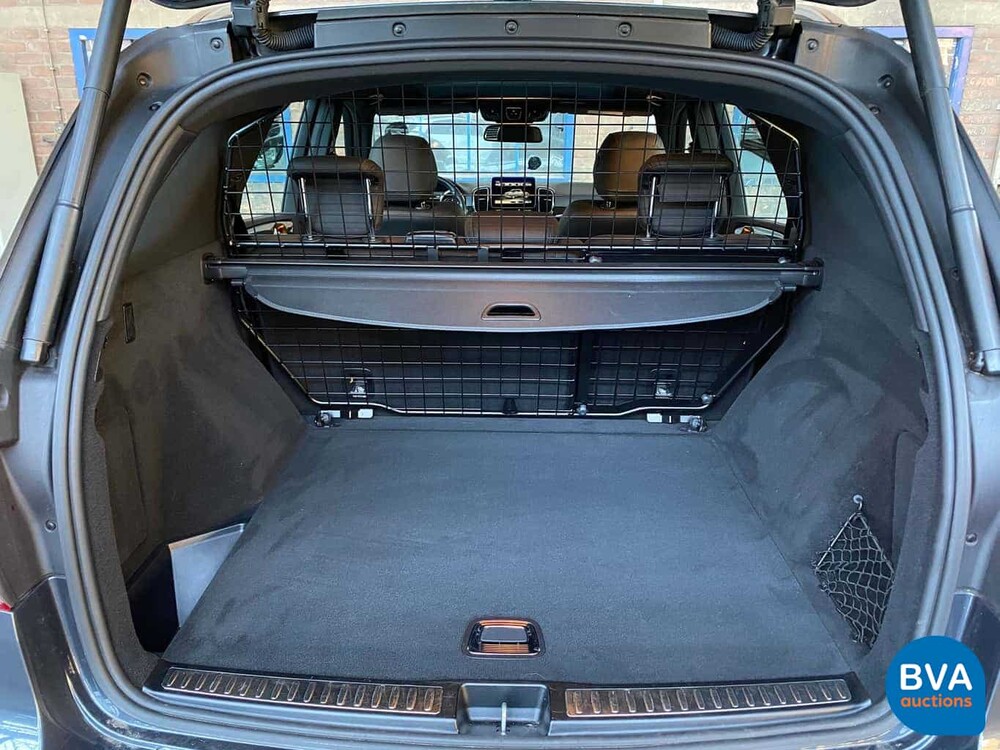 Mercedes-Benz GLE350d 4Matic 258 PS 2016.