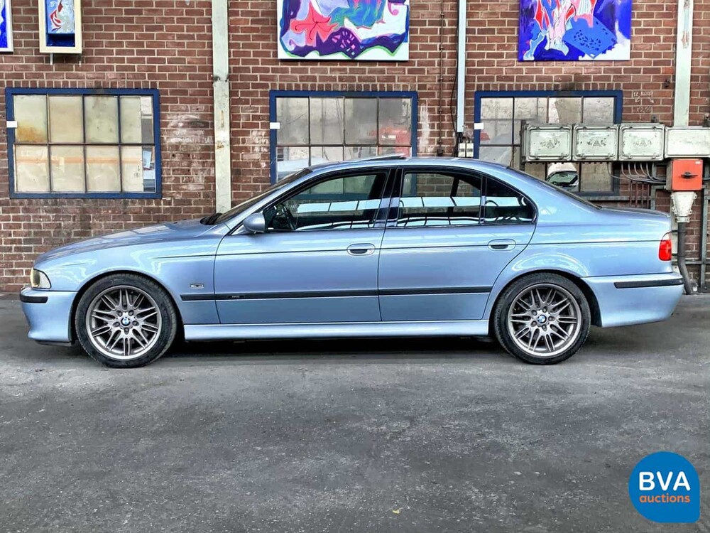 BMW M5 E39 Limousine 400 PS 5er 2000 -Original Dutch-, 99-DZ-VZ.