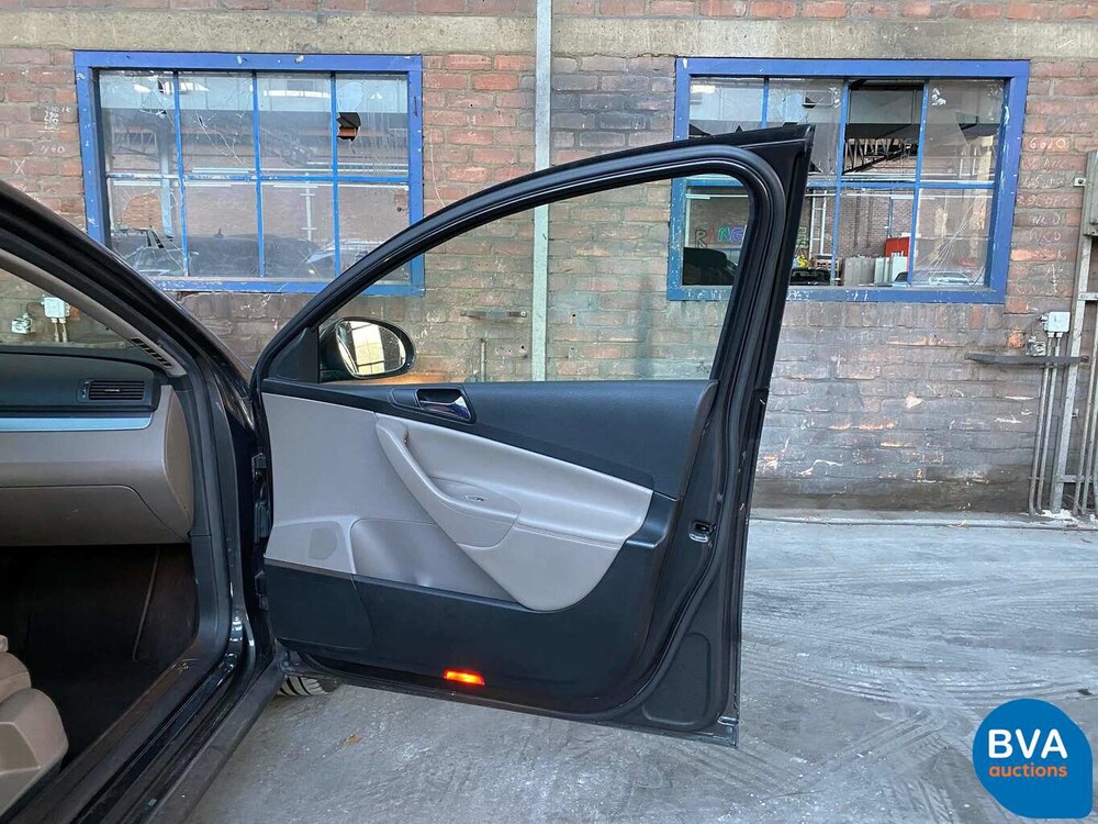 Volkswagen Passat Variante 2.0 FSI Highline 150 PS 2006 -Original NL-, 79-SL-ZP.