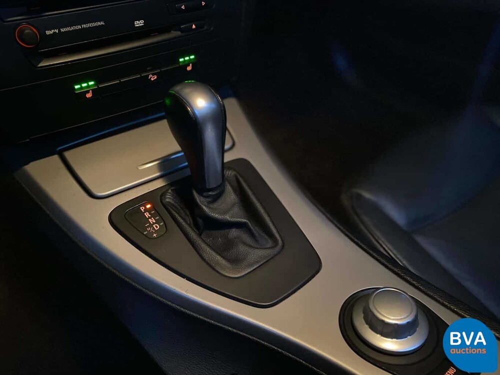 BMW 330xi Touring 230 PS Youngtimer E91 2005.