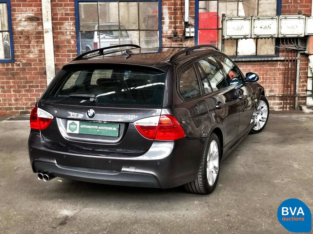 BMW 330xi Touring M Paket 3er 258 PS E91 Youngtimer 2005, J-694-JT.