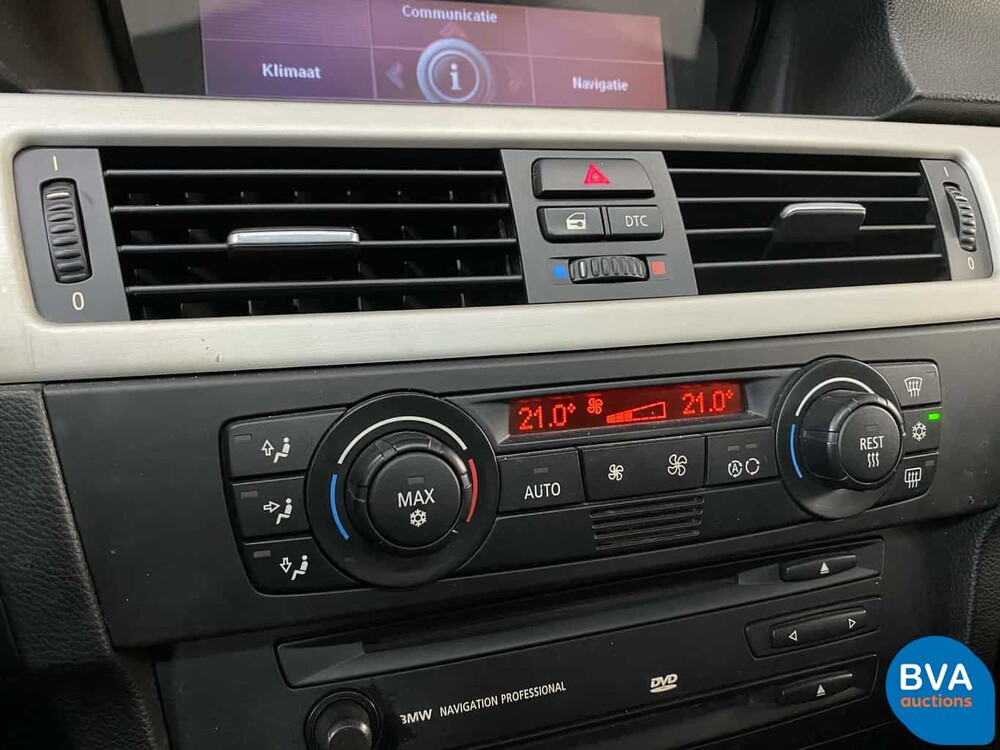 BMW 330xi Touring M Paket 3er 258 PS E91 Youngtimer 2005, J-694-JT.