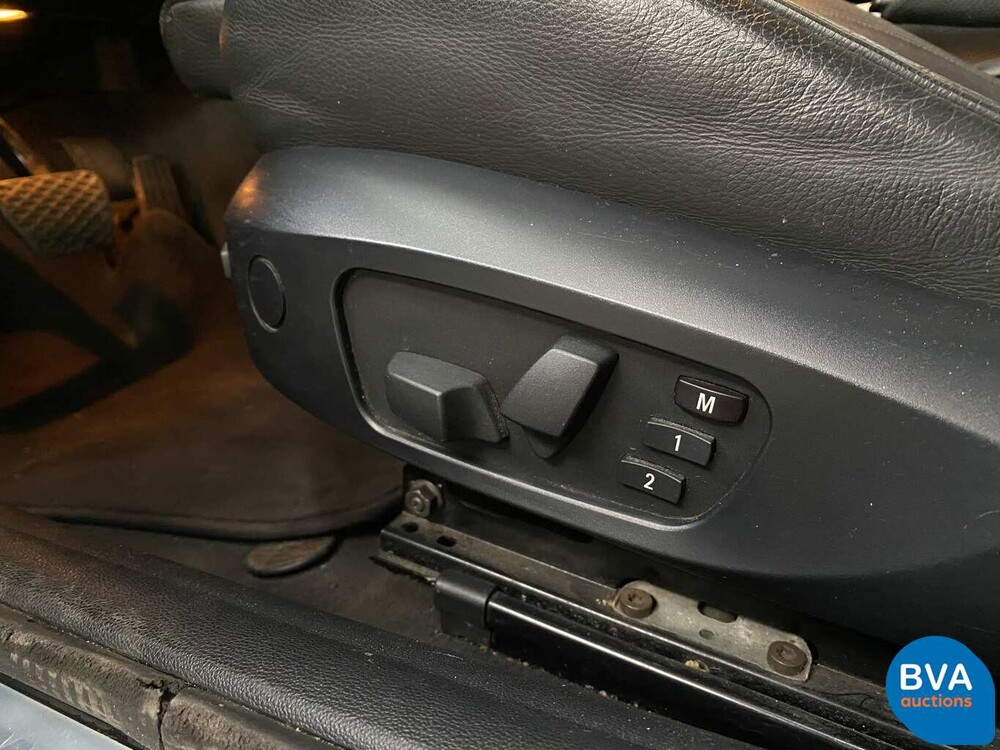 BMW 330xi Touring M Paket 3er 258 PS E91 Youngtimer 2005, J-694-JT.