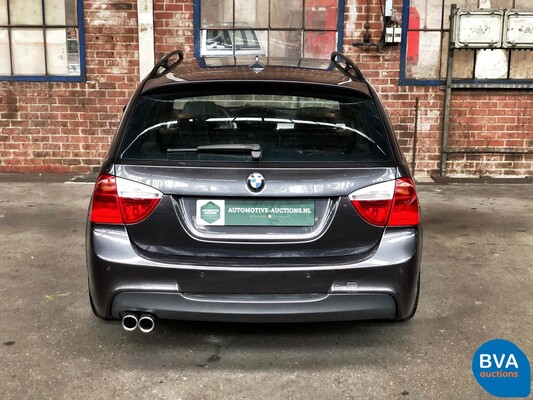 BMW 330xi Touring M package 3-Series 258hp E91 Youngtimer 2005, J-694-JT.