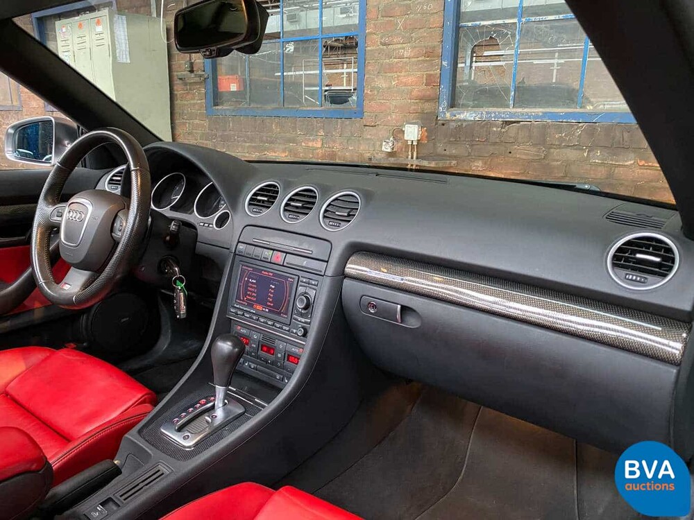 Audi S4 Cabriolet 4.2 V8 Quattro 344 PS 2006 - Original NL - A4, 96-SV-SB.
