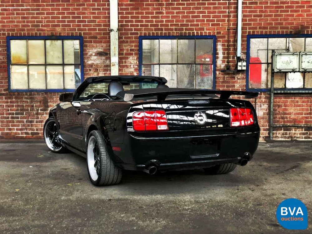 Ford Mustang GT Cabriolet V8 Saleen Kompressor 2006.