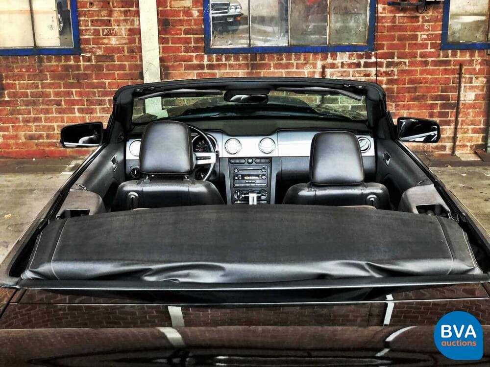 Ford Mustang GT Cabriolet V8 Saleen Kompressor 2006.