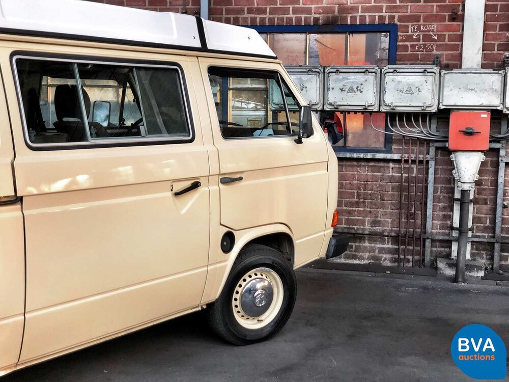 Volkswagen T3 Westfalia Camper Transporter 1982, J-680-JT.