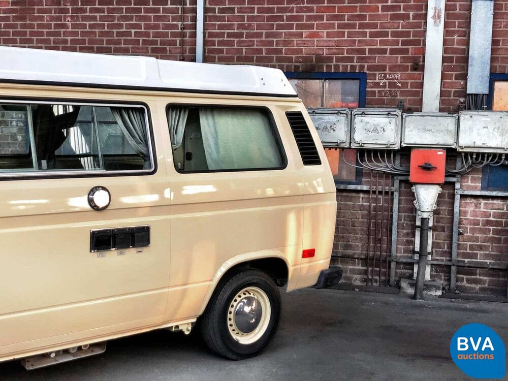 Volkswagen T3 Westfalia Camper Transporter 1982, J-680-JT.