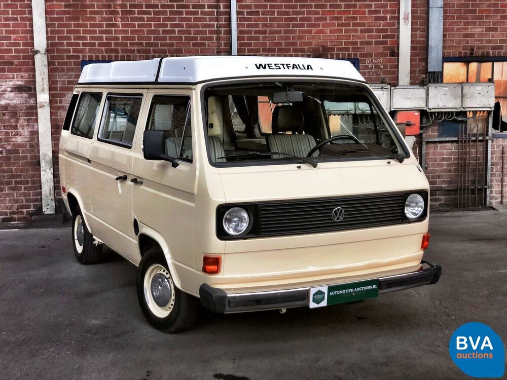 Volkswagen T3 Westfalia Camper Transporter 1982, J-680-JT.