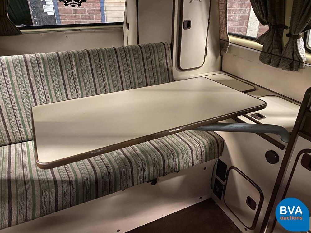 Volkswagen T3 Westfalia Camper Transporter 1982, J-680-JT.