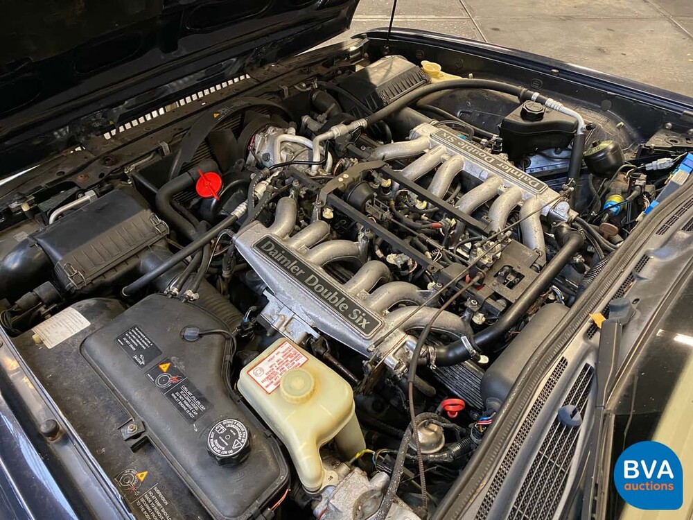 Daimler Double Six V12 Jaguar XJ 1993.