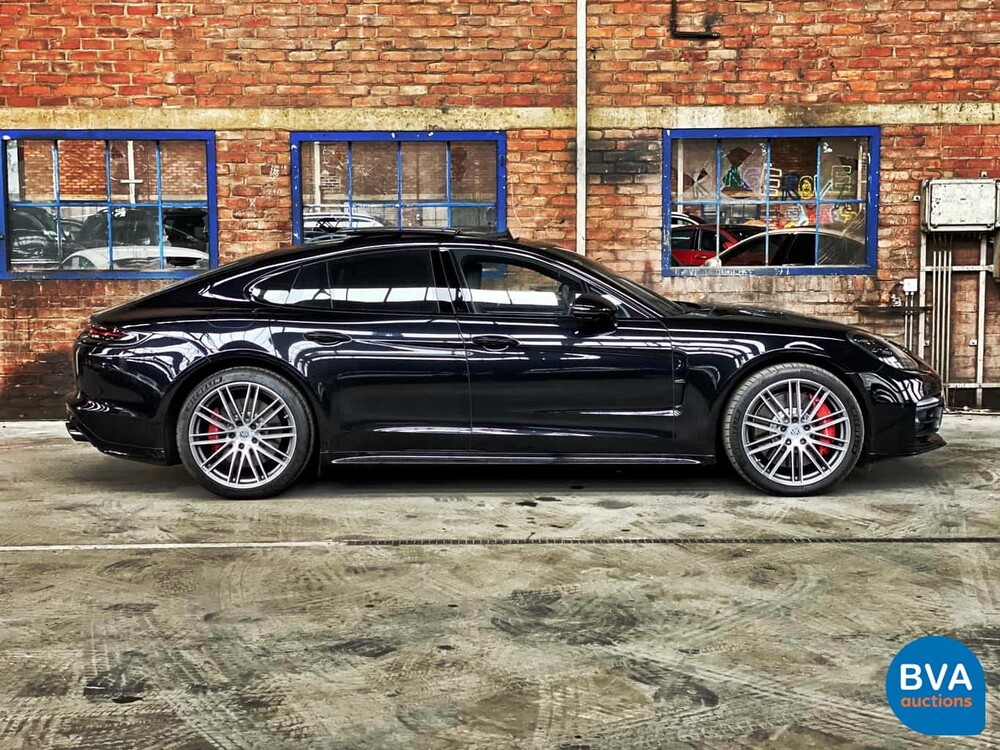 Porsche Panamera Turbo 4.0 549pk MY-2017 Sport-Chrono