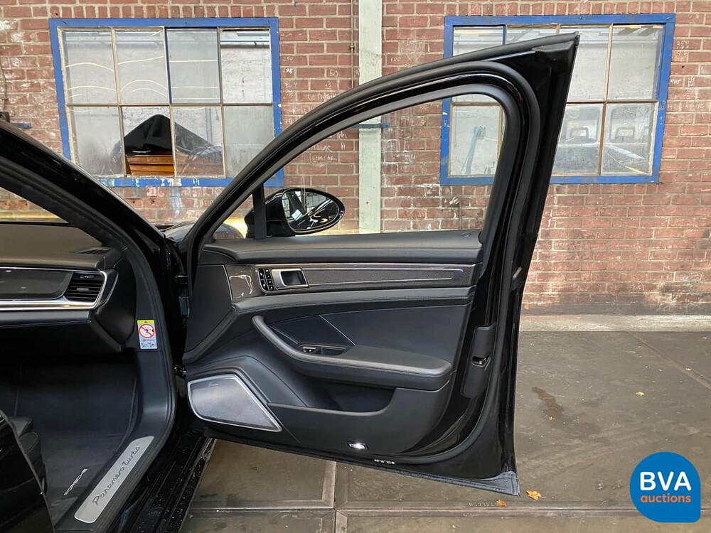 Porsche Panamera Turbo 4.0 549pk MY-2017 Sport-Chrono