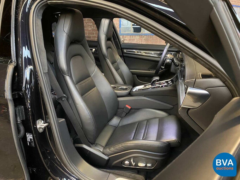 Porsche Panamera Turbo 4.0 549pk MY-2017 Sport-Chrono