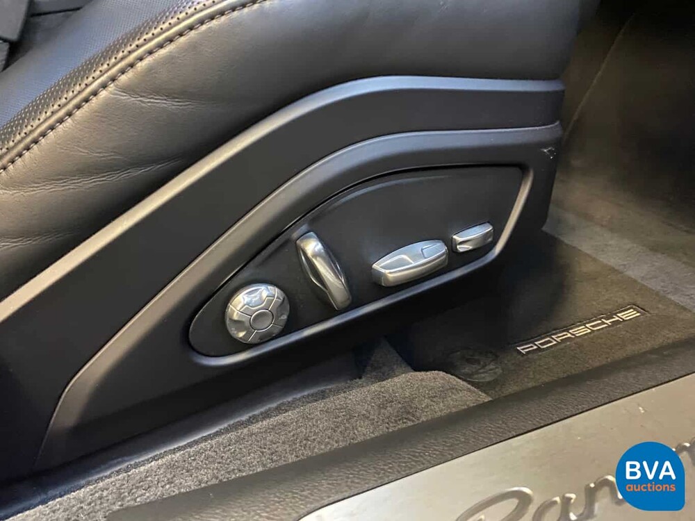 Porsche Panamera Turbo 4.0 549pk MY-2017 Sport-Chrono