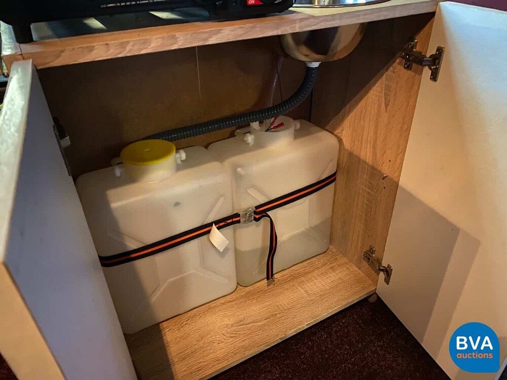 1990 Chevrolet Chevy Van 20 Camper V8, SJ-564-B.