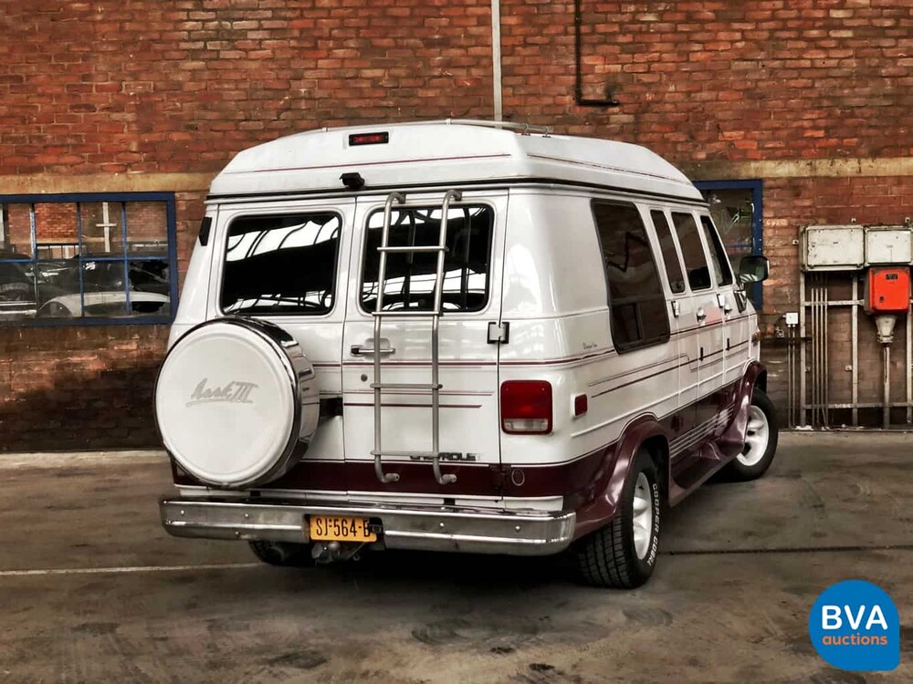 1990 Chevrolet Chevy Van 20 Camper V8, SJ-564-B.