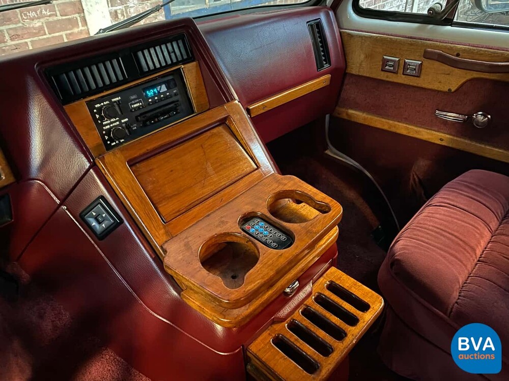 1990 Chevrolet Chevy Van 20 Camper V8, SJ-564-B.