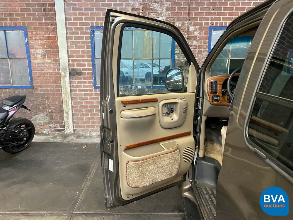 Chevrolet Chevy Van Starcraft 5.7 V8 245hp 2000, 92-VL-VJ.