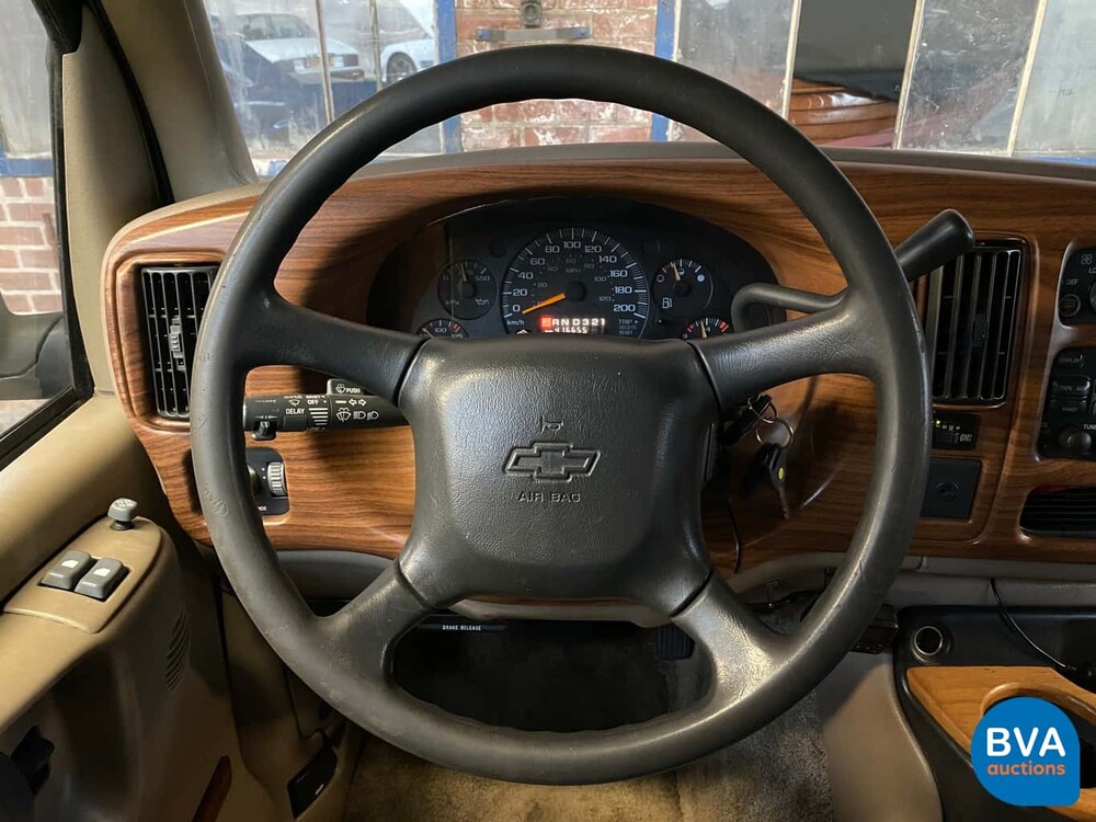 Chevrolet Chevy Van Starcraft 5.7 V8 245hp 2000, 92-VL-VJ.