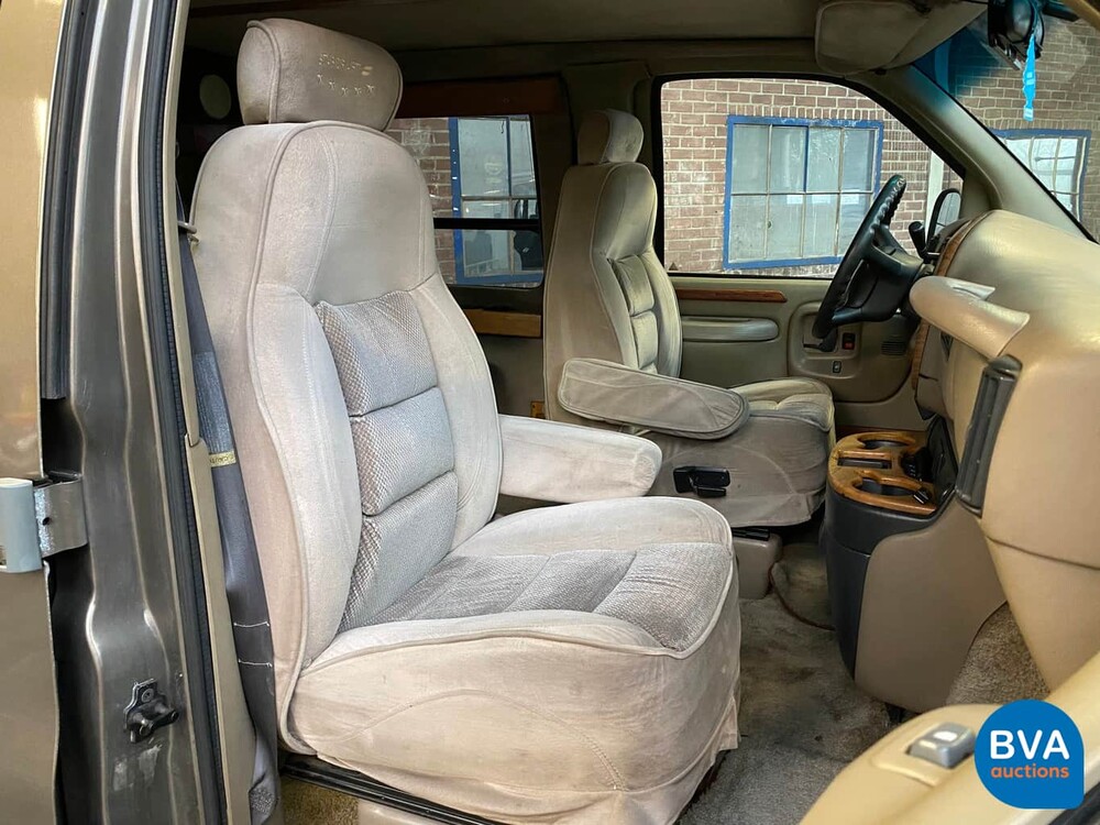 Chevrolet Chevy Van Starcraft 5.7 V8 245hp 2000, 92-VL-VJ.