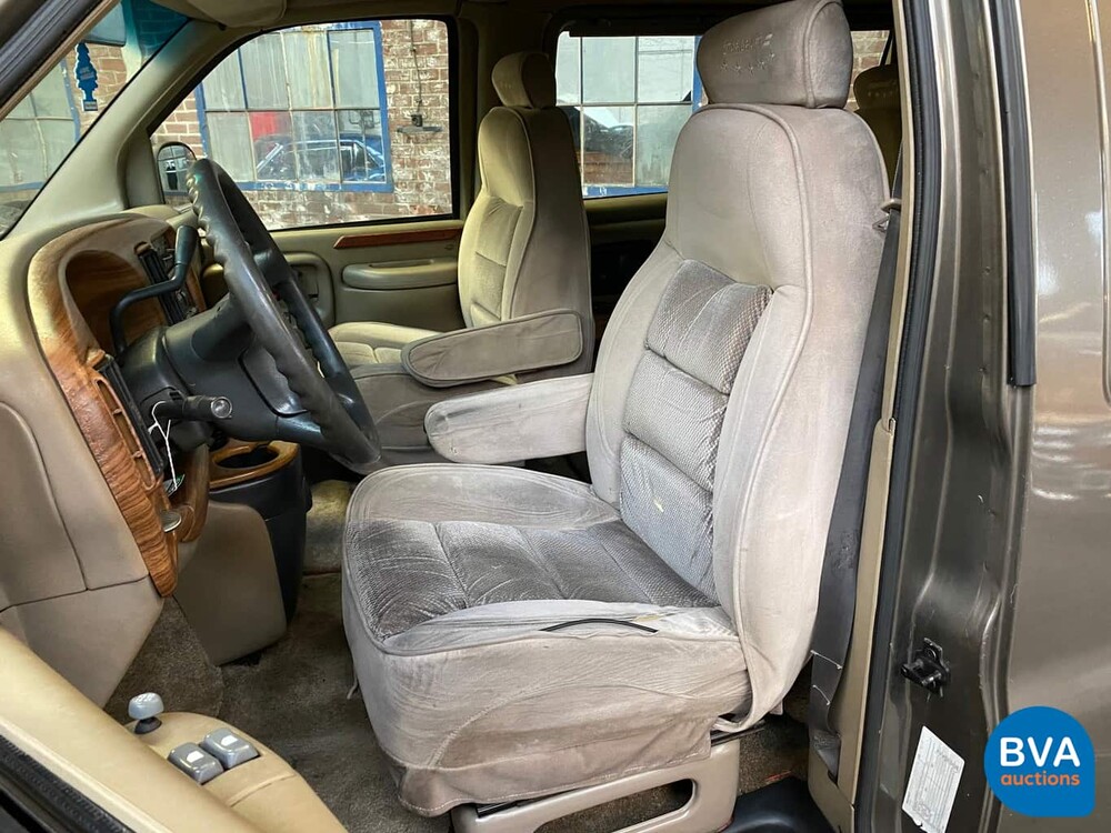 Chevrolet Chevy Van Starcraft 5.7 V8 245hp 2000, 92-VL-VJ.
