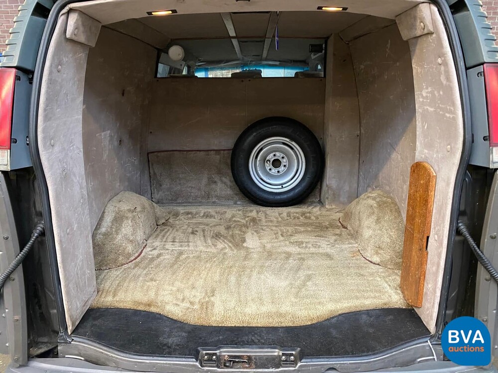 Chevrolet Chevy Van Starcraft 5.7 V8 245hp 2000, 92-VL-VJ.