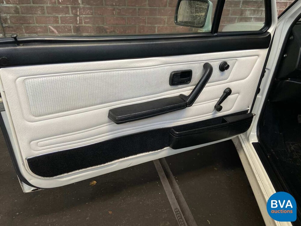 Volkswagen Golf I Cabriolet 1.6 GLS 1989, 33-GX-LV.