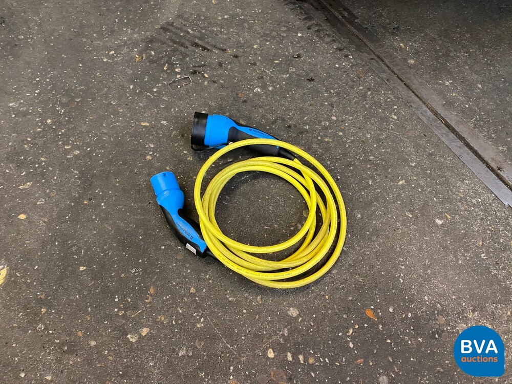 Volvo XC90 T8 Plug-In AWD-Beschriftung 7-Personen 408pk 2015 -Original NL-, HK-531-B.