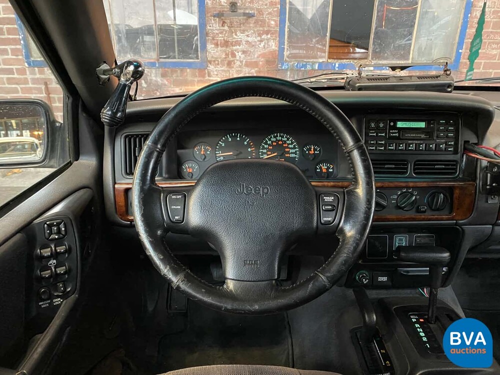 Jeep Grand Cherokee Laredo 4.0 Automatischer 4WD 177 PS - Original NL - 1997, RR-TT-94.