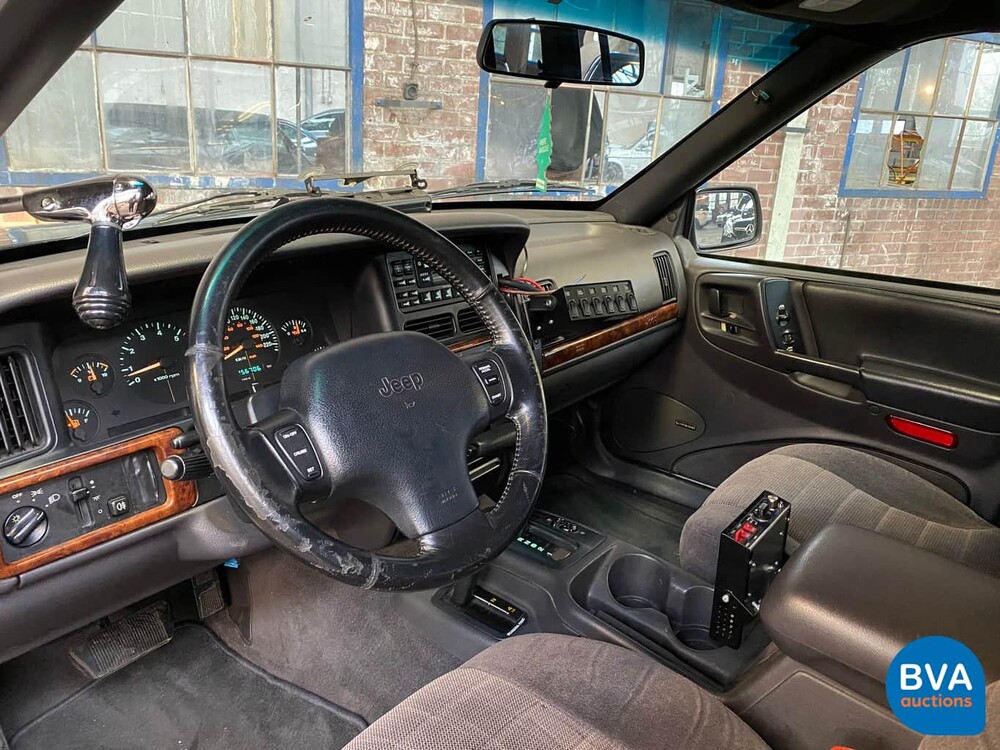 Jeep Grand Cherokee Laredo 4.0 Automatischer 4WD 177 PS - Original NL - 1997, RR-TT-94.