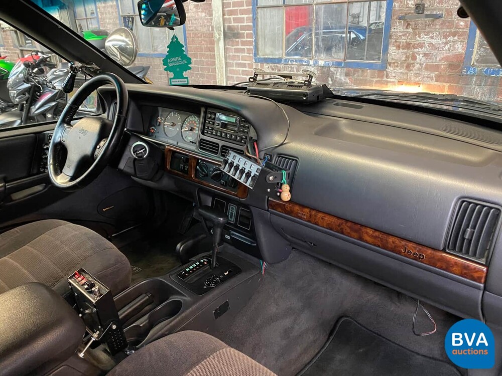 Jeep Grand Cherokee Laredo 4.0 Automatischer 4WD 177 PS - Original NL - 1997, RR-TT-94.