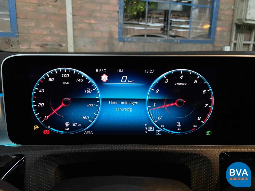 Mercedes-Benz A200 AMG MY-2019 163hp A-class -Original NL- Night-Edition, TH-524-K.