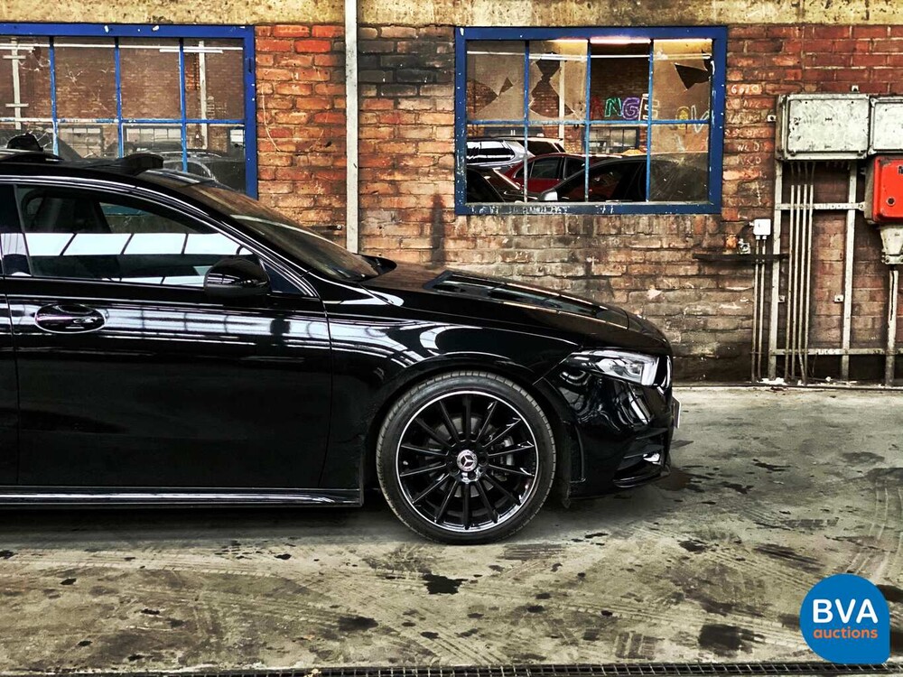 Mercedes-Benz A200 AMG MY-2019 163hp A-class -Original NL- Night-Edition, TH-524-K.