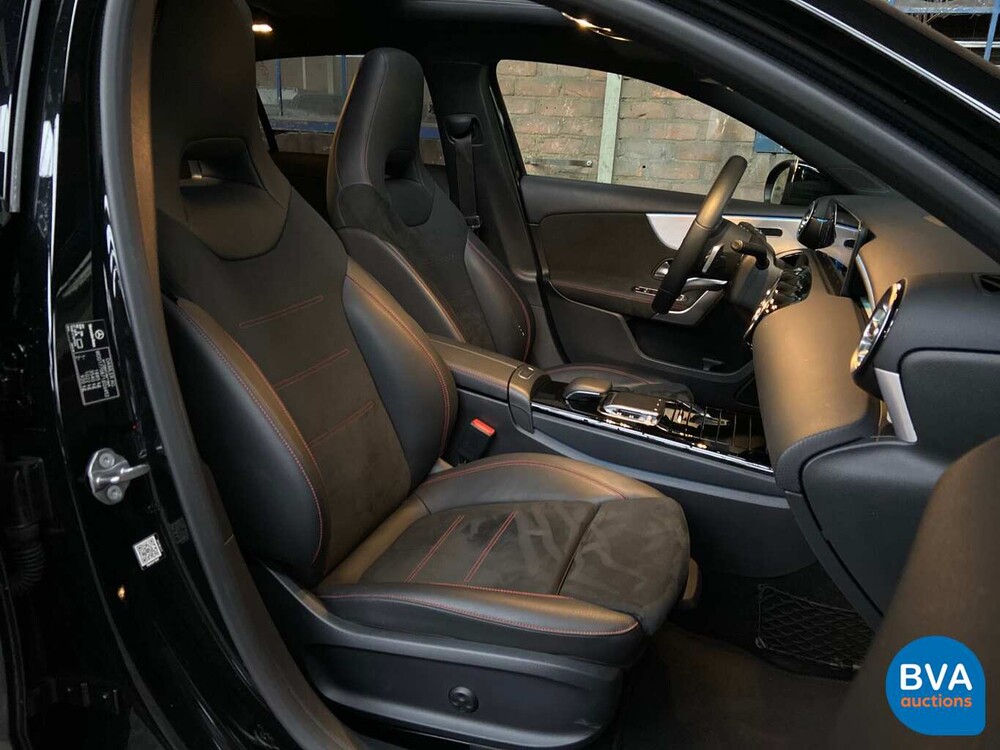 Mercedes-Benz A200 AMG MY-2019 163hp A-class -Original NL- Night-Edition, TH-524-K.