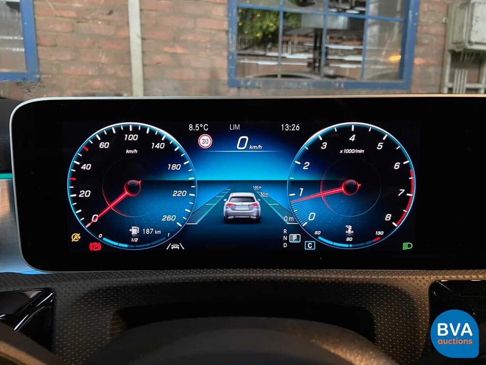 Mercedes-Benz A200 AMG MY-2019 163hp A-class -Original NL- Night-Edition, TH-524-K.