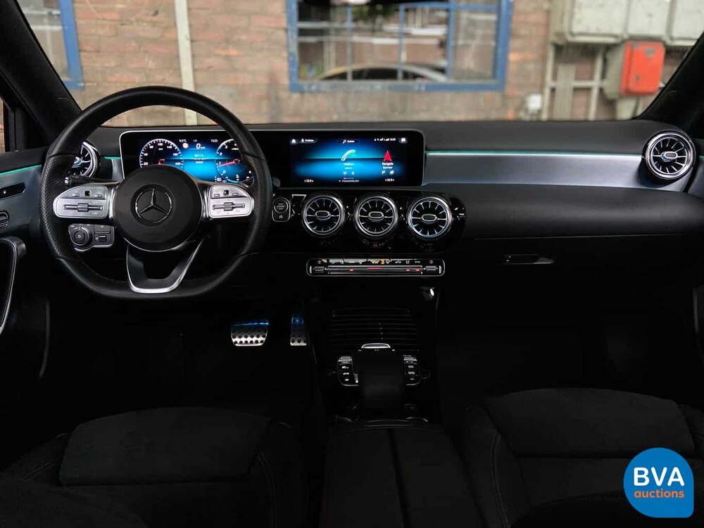 Mercedes-Benz A200 AMG MY-2019 163hp A-class -Original NL- Night-Edition, TH-524-K.