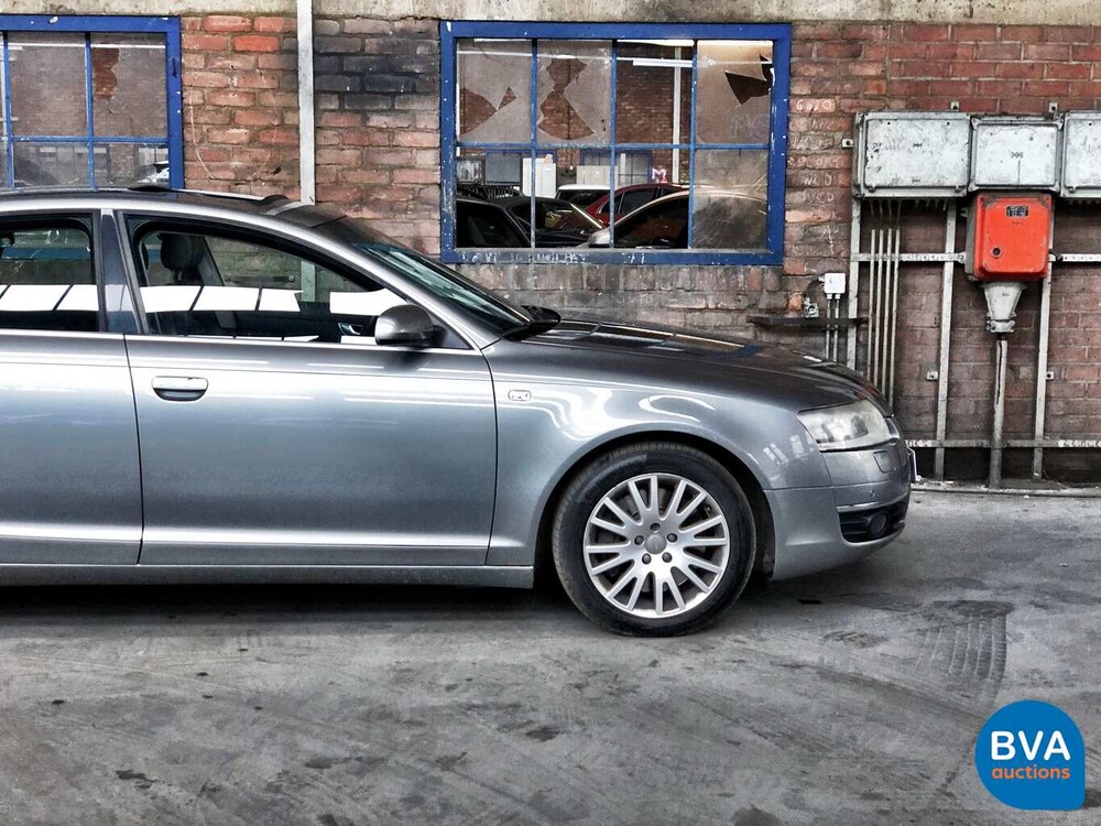Audi A6 4.2 FSI Quattro Tiptronic 334 PS 2005 V8 Pro-Line-Original NL-, 36-RL-JX.