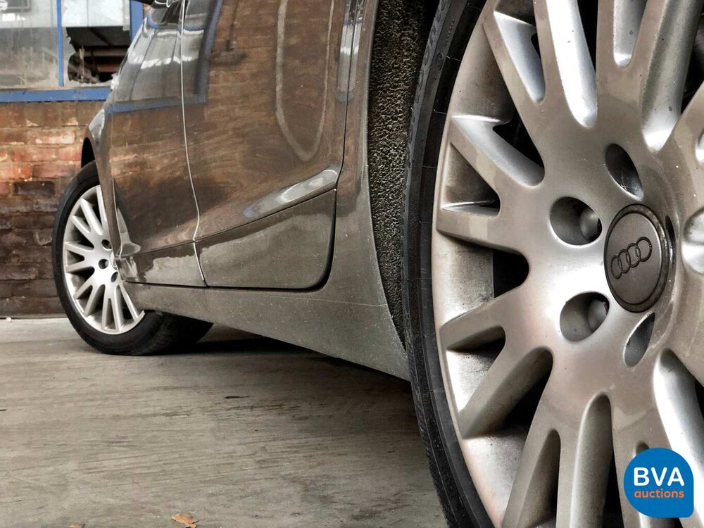 Audi A6 4.2 FSI Quattro Tiptronic 334 PS 2005 V8 Pro-Line-Original NL-, 36-RL-JX.