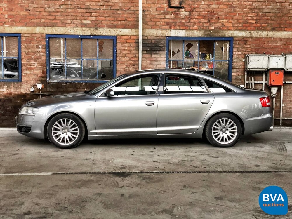 Audi A6 4.2 FSI Quattro Tiptronic 334 PS 2005 V8 Pro-Line-Original NL-, 36-RL-JX.